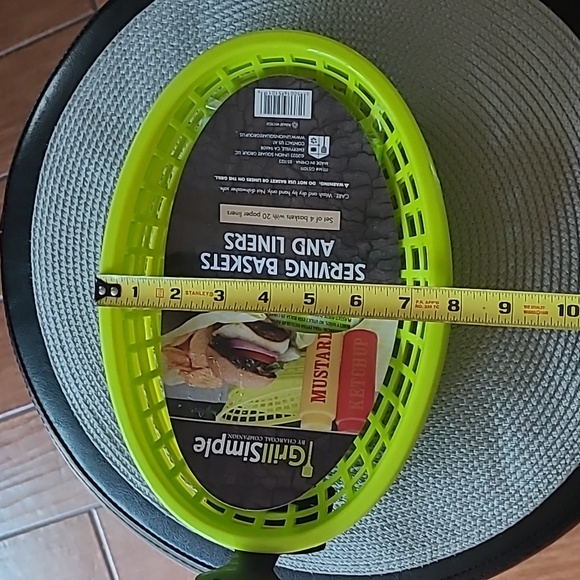 Serving Baskets & Liners - Picture 7 of 8